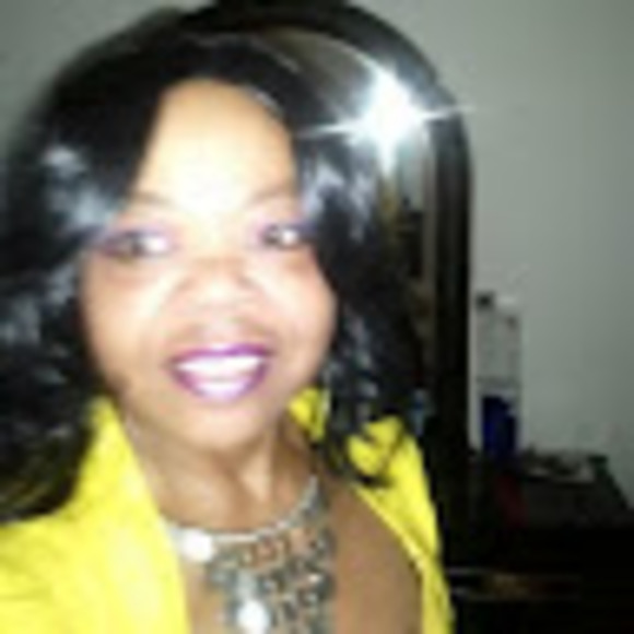 Meet your Posher, Robin - Picture 1 of 1